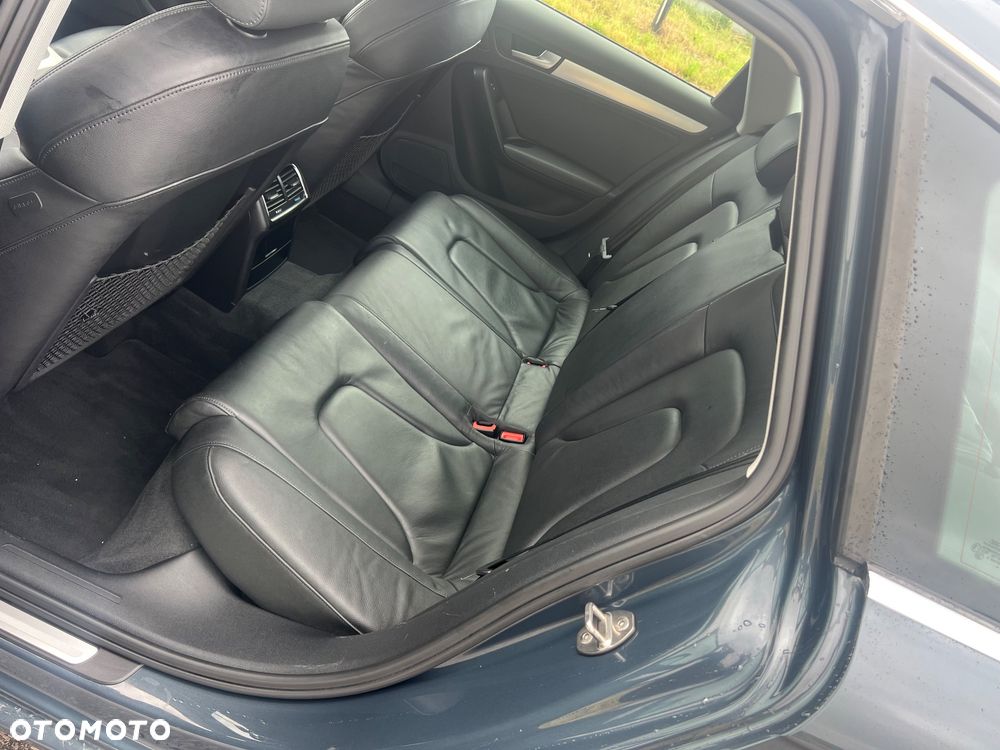 Audi A4 Avant 3.2 FSI quattro tiptronic Ambiente - 9