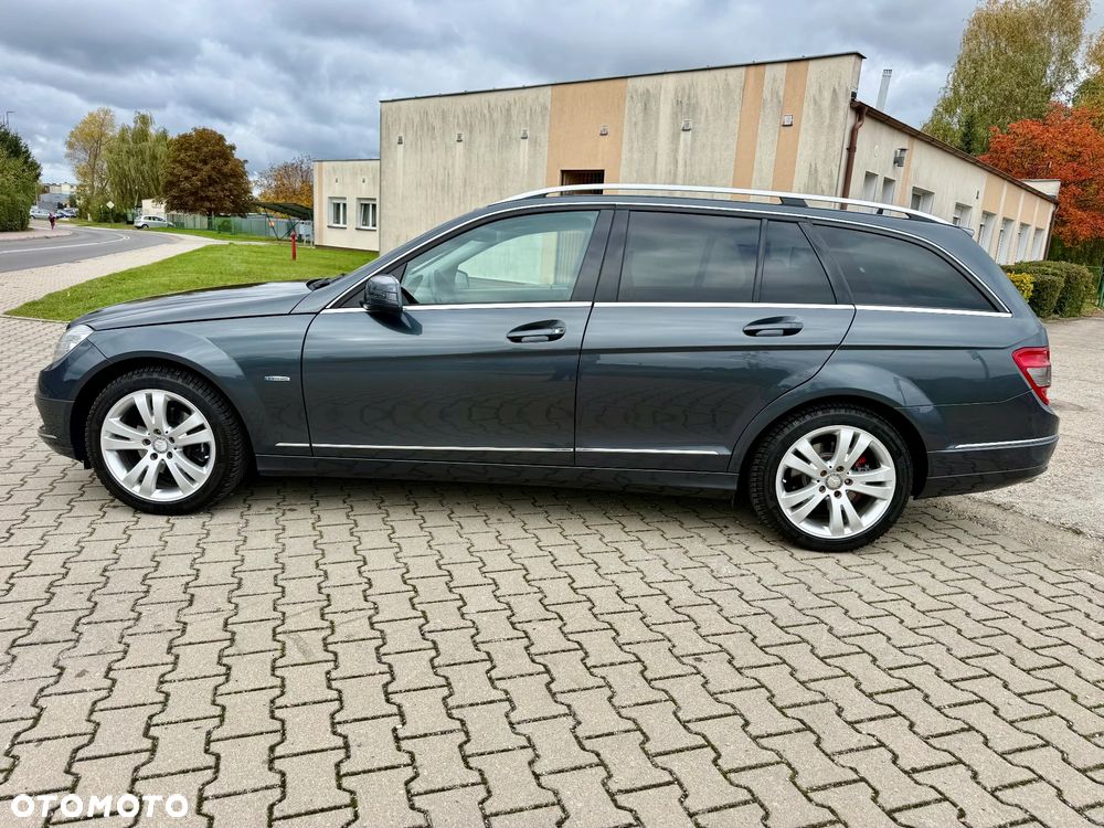 Mercedes-Benz Klasa C 250 CGI T Automatik BlueEFFICIENCY Avantgarde - 2