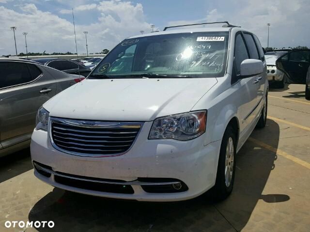 Chrysler Town & Country 2016