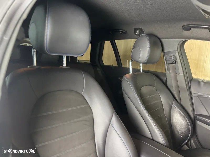 Mercedes-Benz C 300 de Edition - 14