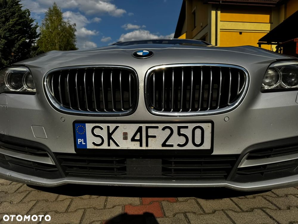BMW Seria 5 525d xDrive Touring Luxury Line - 12