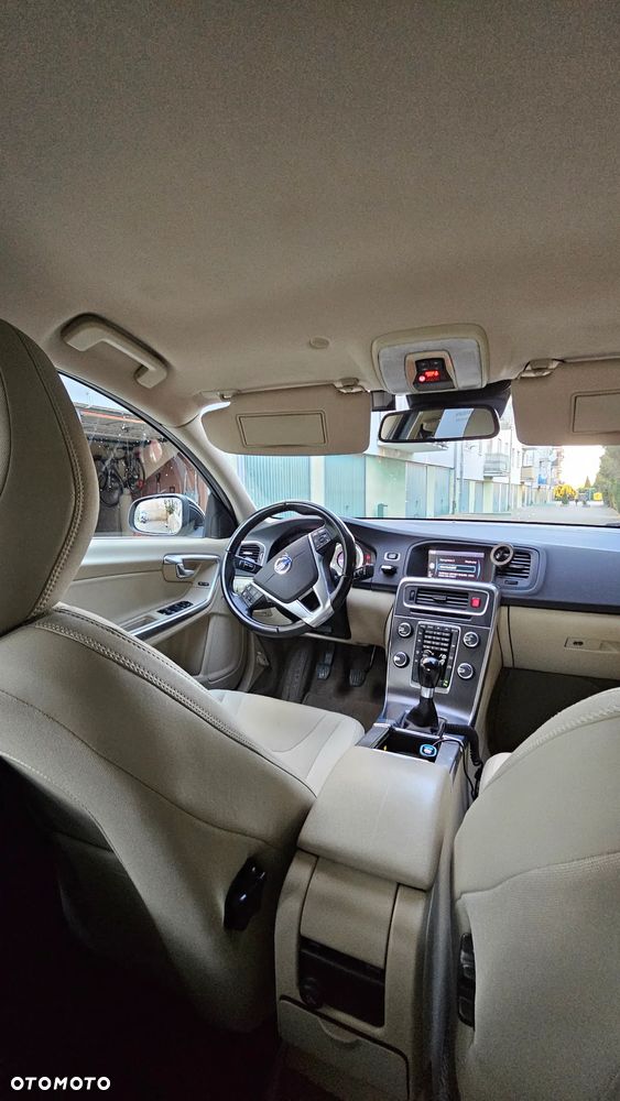 Volvo S60 DRIVe - 11