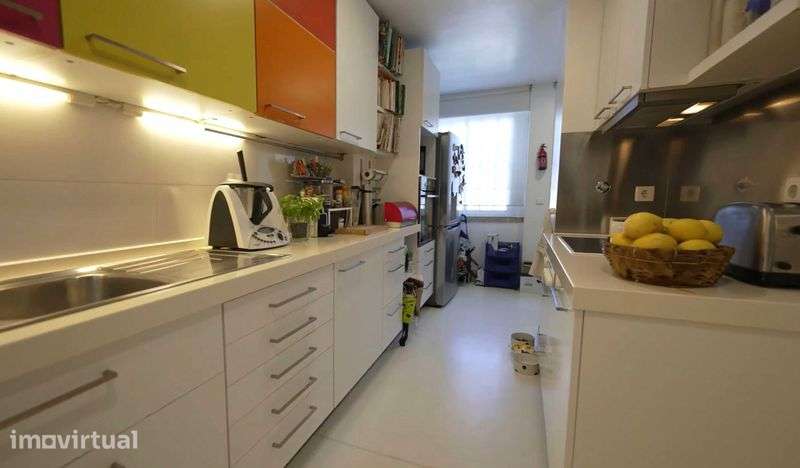 Apartamento T3 Campo Pequeno - Grande imagem: 5/8