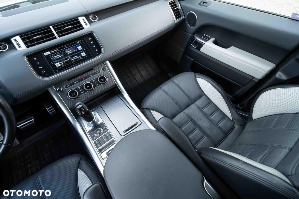 Land Rover Range Rover Sport - 30