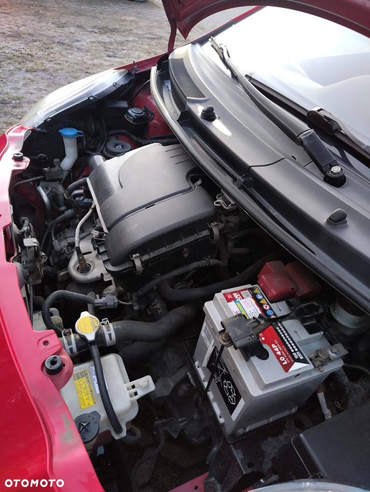 Toyota Yaris 1.0 Luna - 8