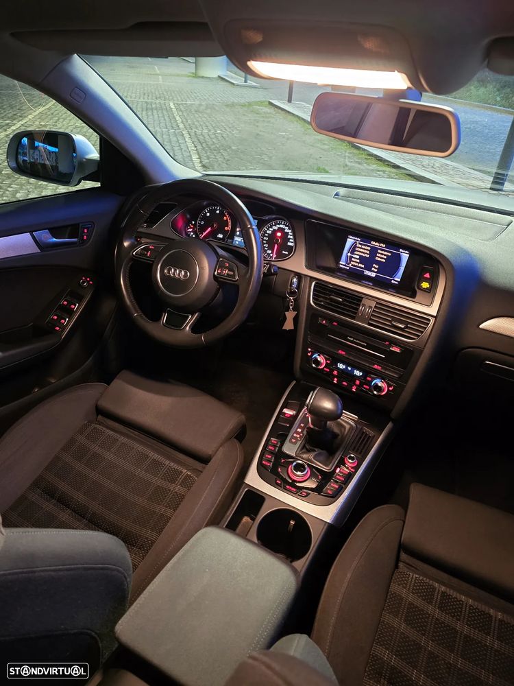 Audi A4 Avant 2.0 TDI DPF multitronic S line Sport Pack - 5