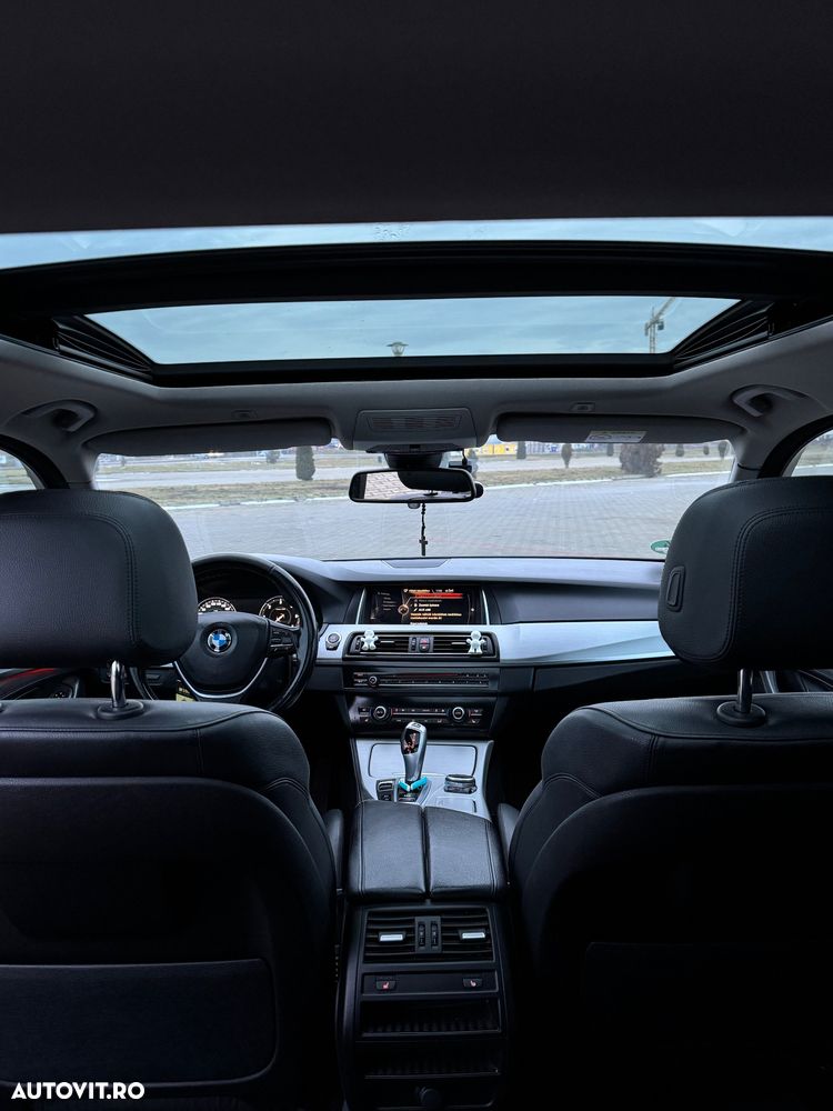 BMW Seria 5 530d xDrive Sport-Aut. Luxury Line - 7