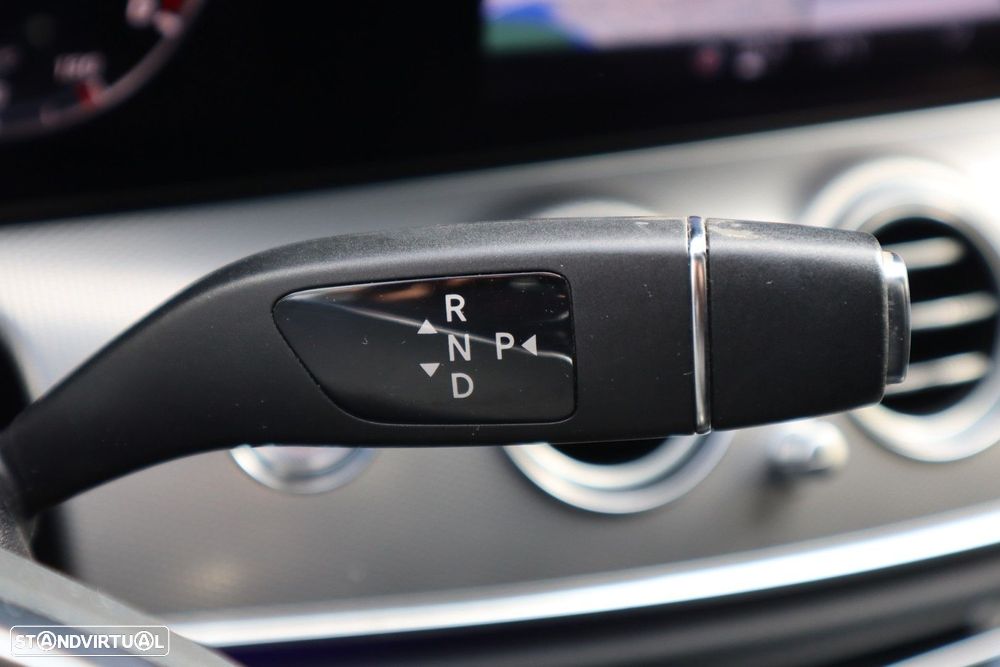 Mercedes-Benz E 220 d 9G-TRONIC AMG Line - 24