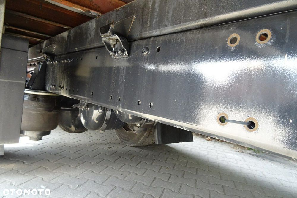 MAN TGL 12,190 Euro 6 kontener 20 pal winda 158000km sprowadzony! - 9