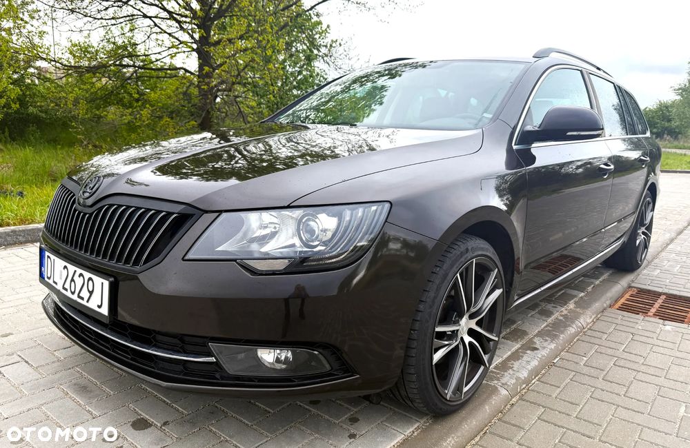 Skoda Superb 2.0 TDI Business DSG - 3