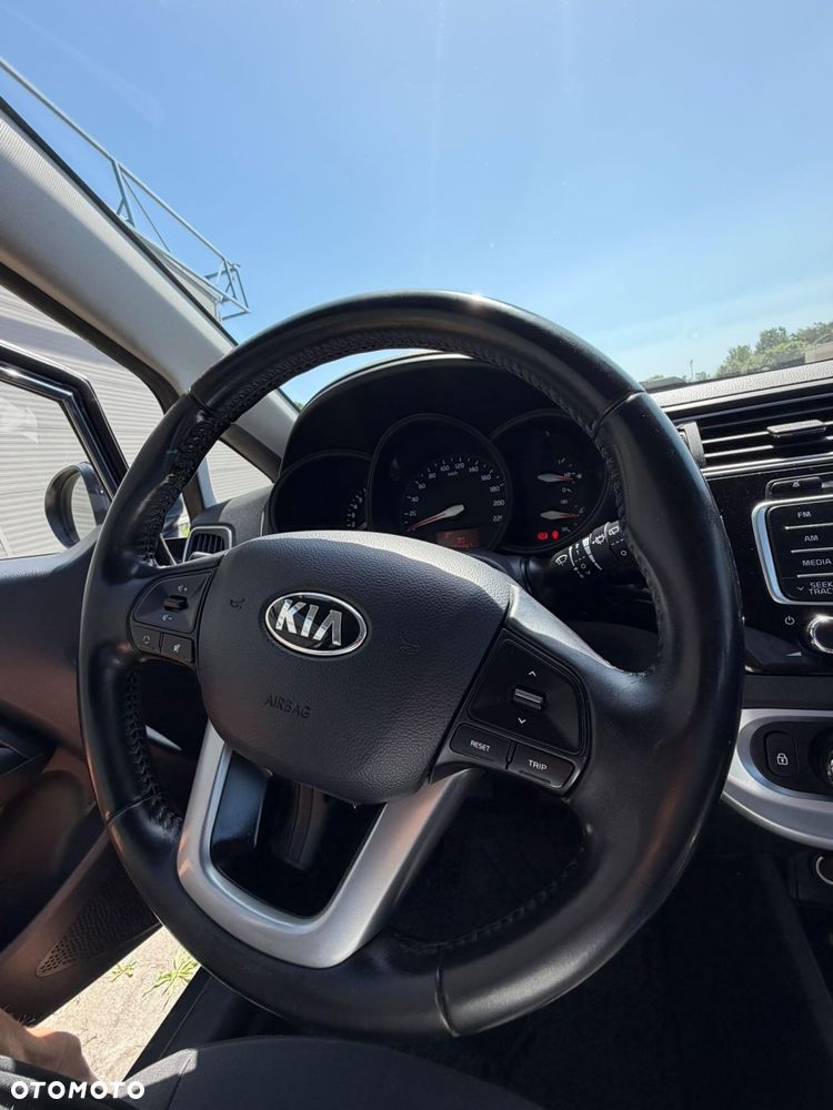 Kia Rio 1.2 Spirit - 22