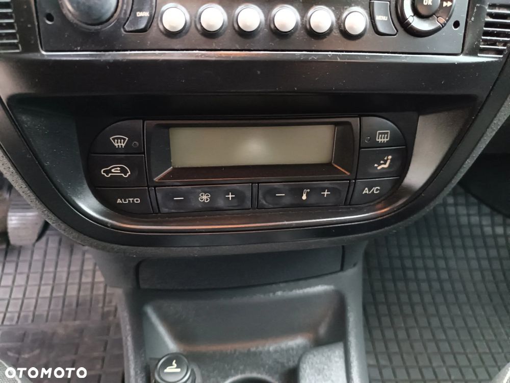 Citroën C2 1.4 VTR - 7