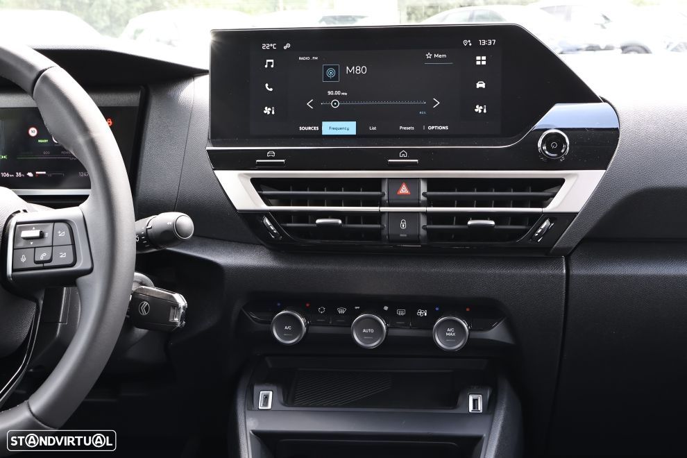 Citroën e-C4 50 kWh Plus - 10