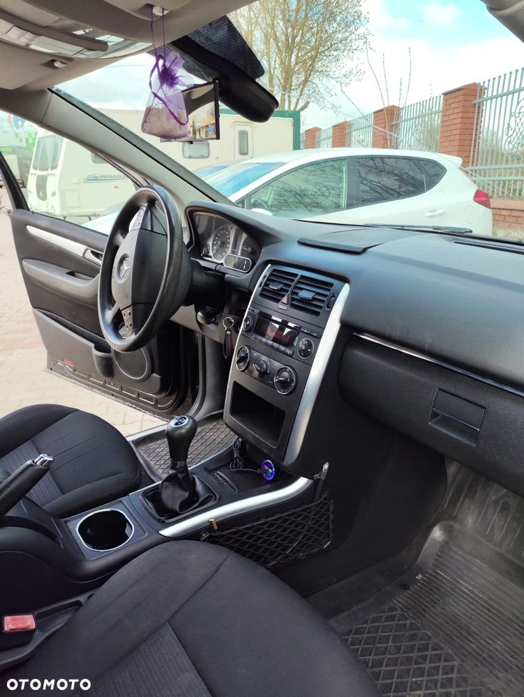 Mercedes-Benz Klasa B - 24