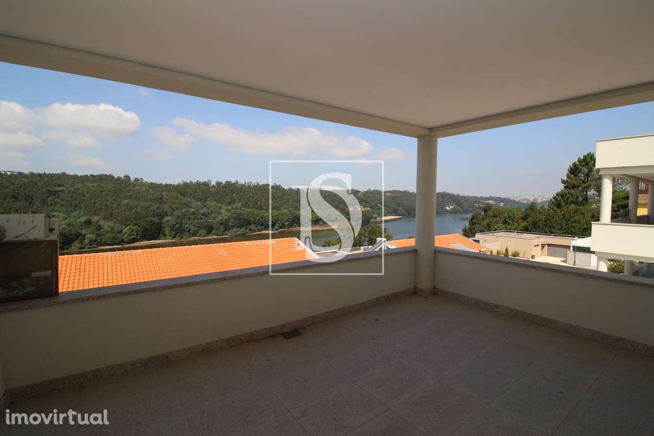 Moradia T3 Venda em Gondomar (São Cosme), Valbom e Jovim,Gondomar - Grande imagem: 2/23