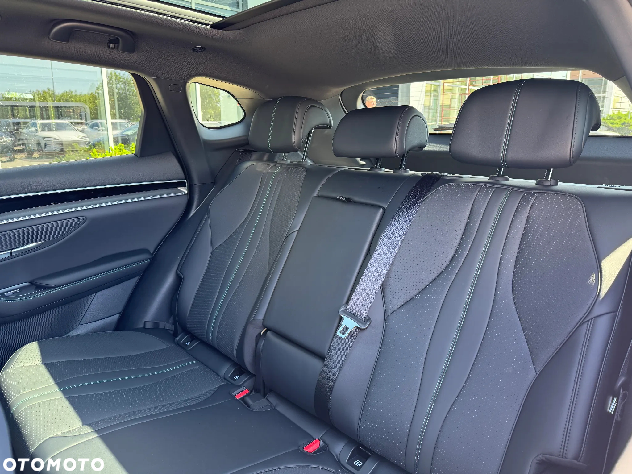 BYD Seal U 1.5T DM-i Design AWD - 12