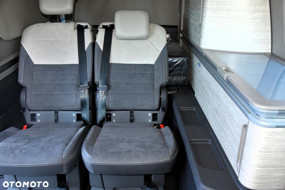 Volkswagen California - 14