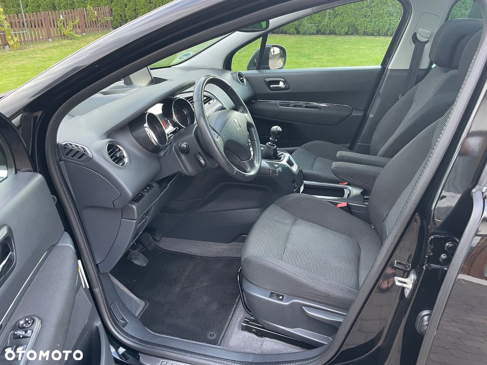 Peugeot 5008 HDI FAP 150 Family - 6