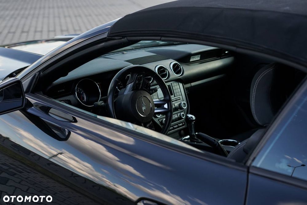 Ford Mustang 3.7 V6 - 10