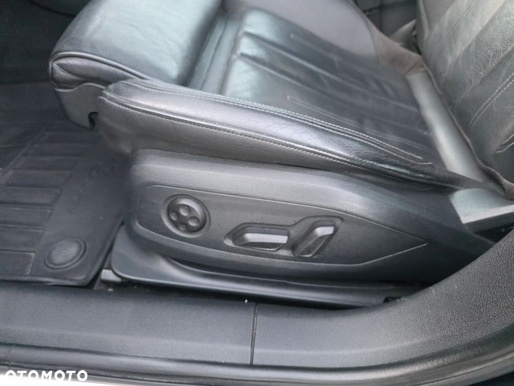 Audi A4 Limousine 2.0 TFSI S tronic sport - 31