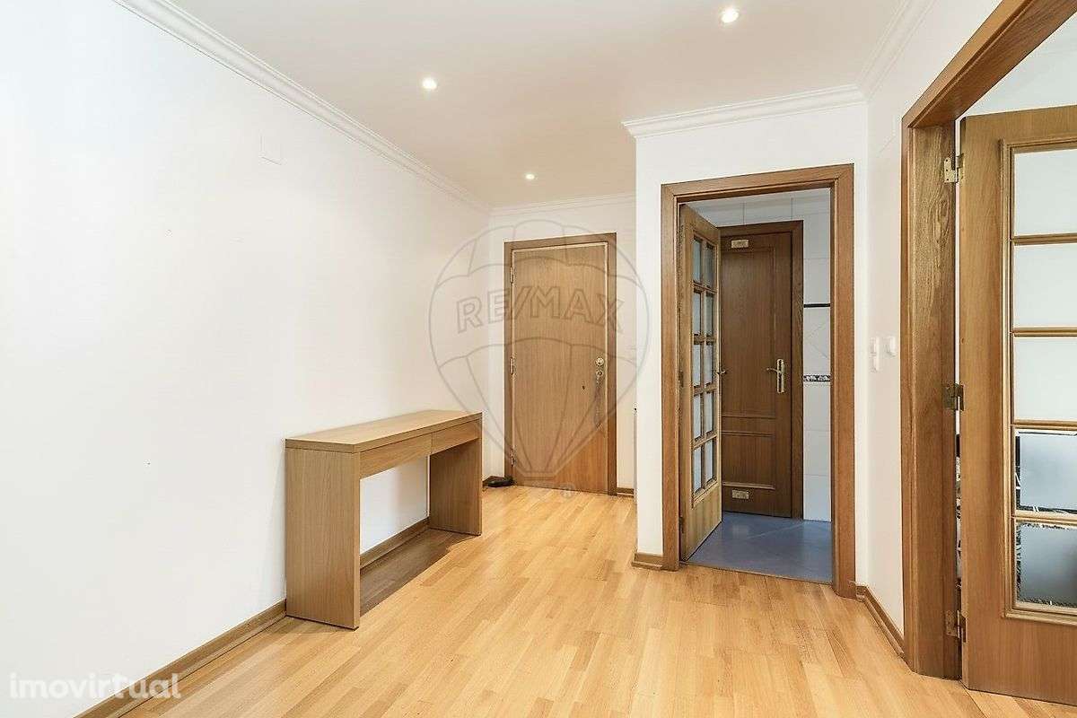Apartamento T2 para arrendamento - Grande imagem: 3/7