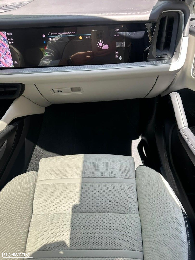 Porsche Cayenne S E-Hybrid - 15
