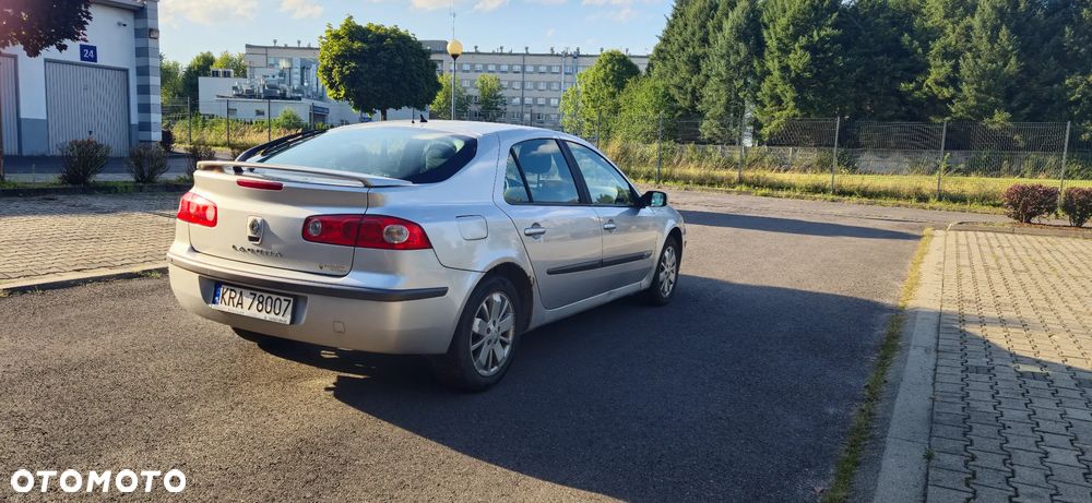 Renault Laguna 1.9 dCi Dynamique - 4