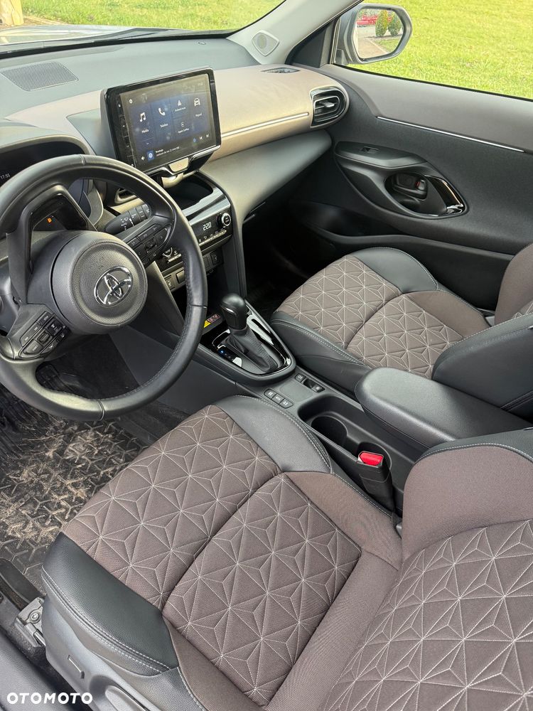 Toyota Yaris Cross - 15