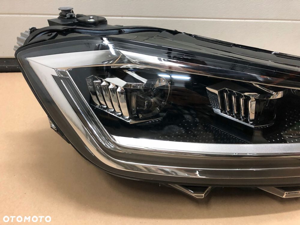 lampy full led vw golf sportsvan lift komplet 517941059a 517941060a brand - 3