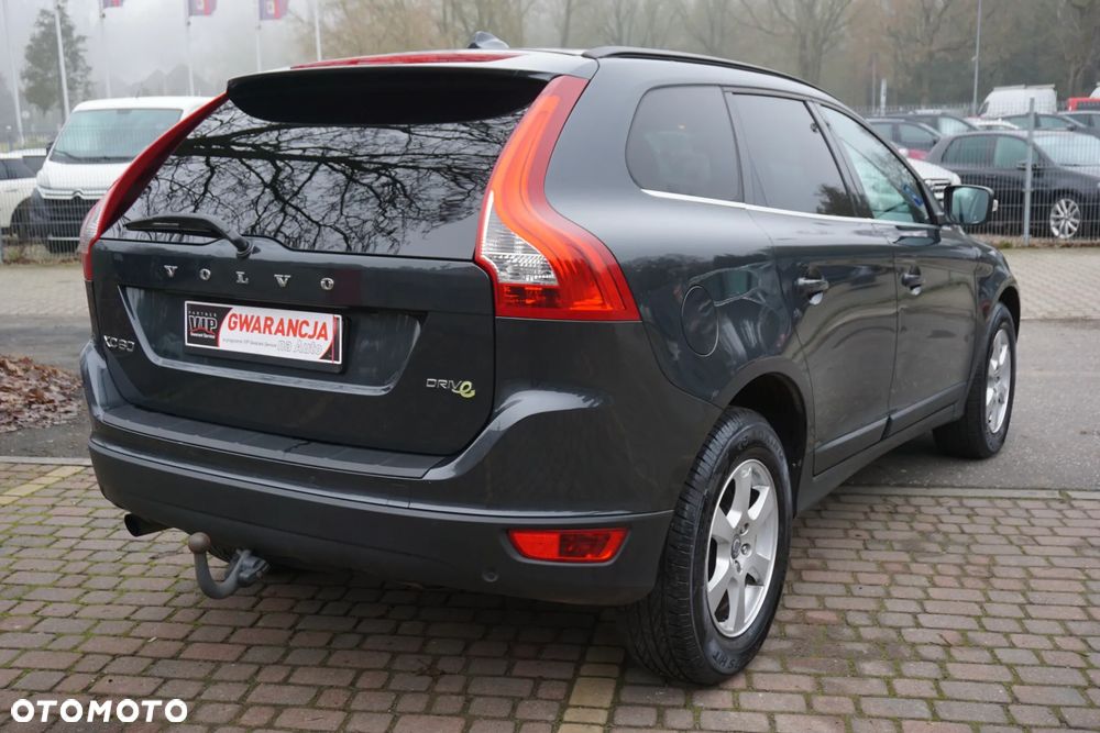 Volvo XC 60 D4 Momentum - 3