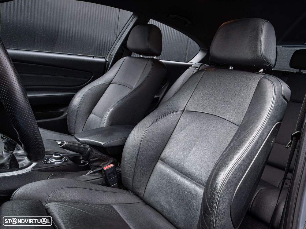 BMW 123 d - 23