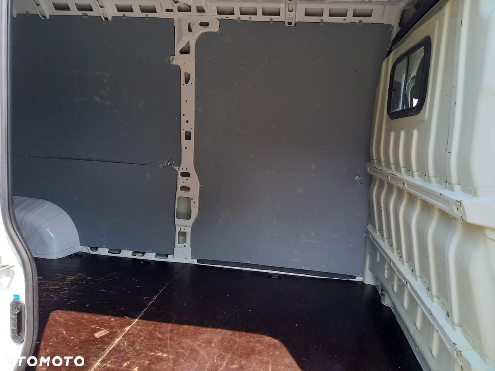 Fiat Ducato 2.3 - 8