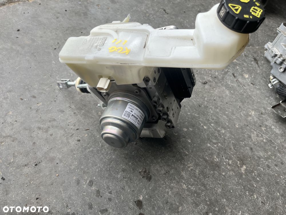 Pompa hamulcowa ABS Ford Kuga MK3 - 2