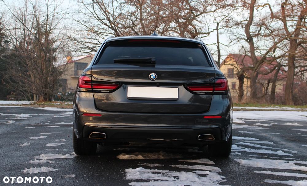 BMW Seria 5 520d Luxury Line sport - 9