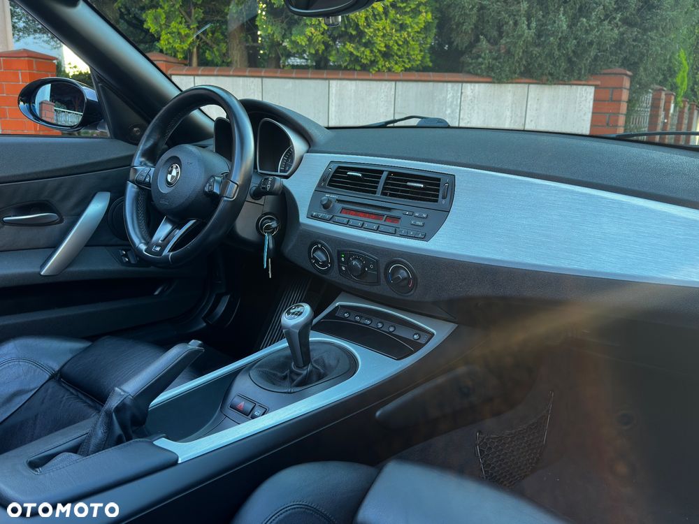 BMW Z4 2.5i - 25