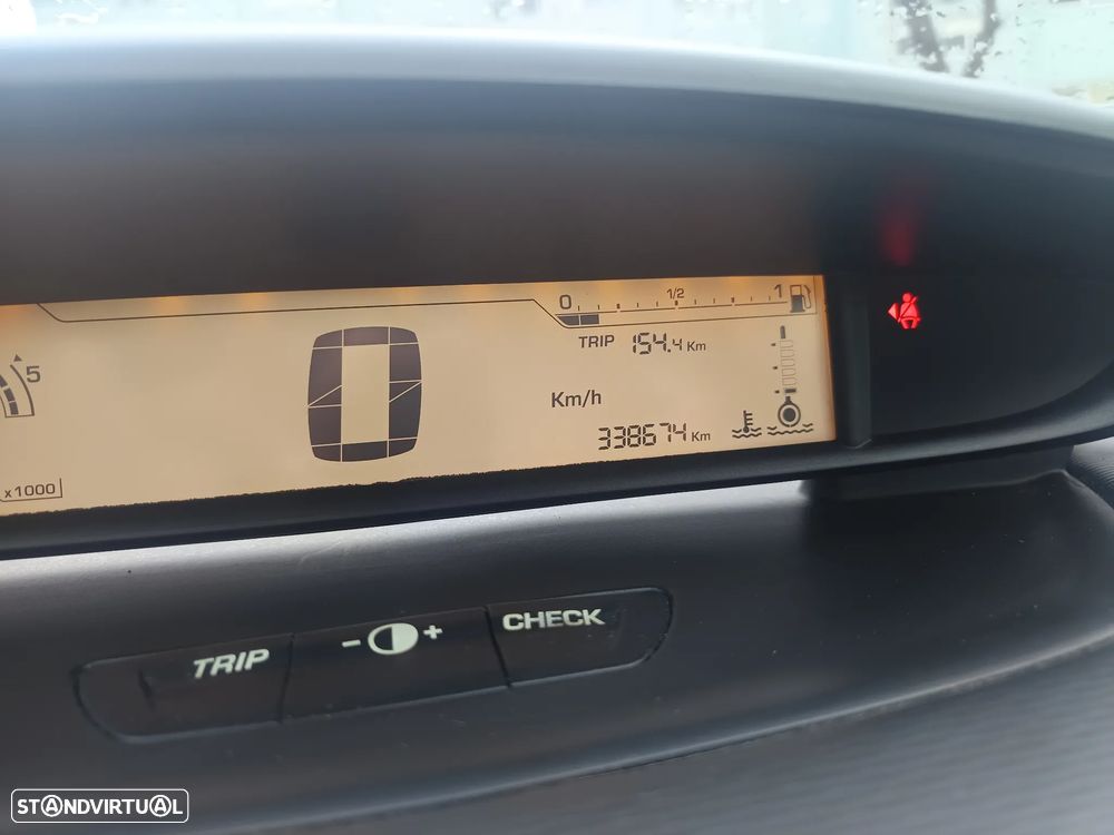 Citroën C4 1.6 HDi VTR Pack CMP6 - 6