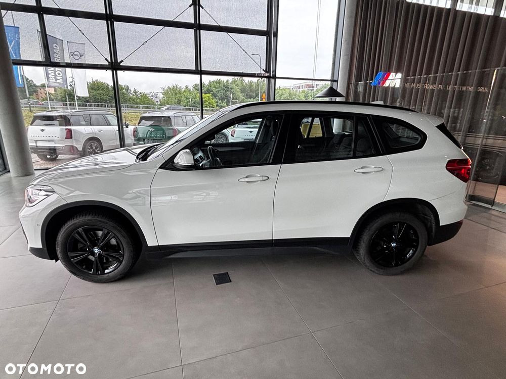 BMW X1 sDrive18i - 3
