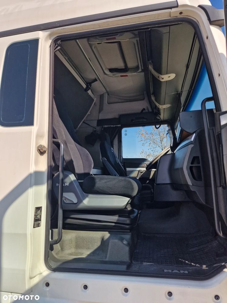 MAN TGX 18.440 EURO 5 - MEGA - MANUAL - ZADBANY - 10