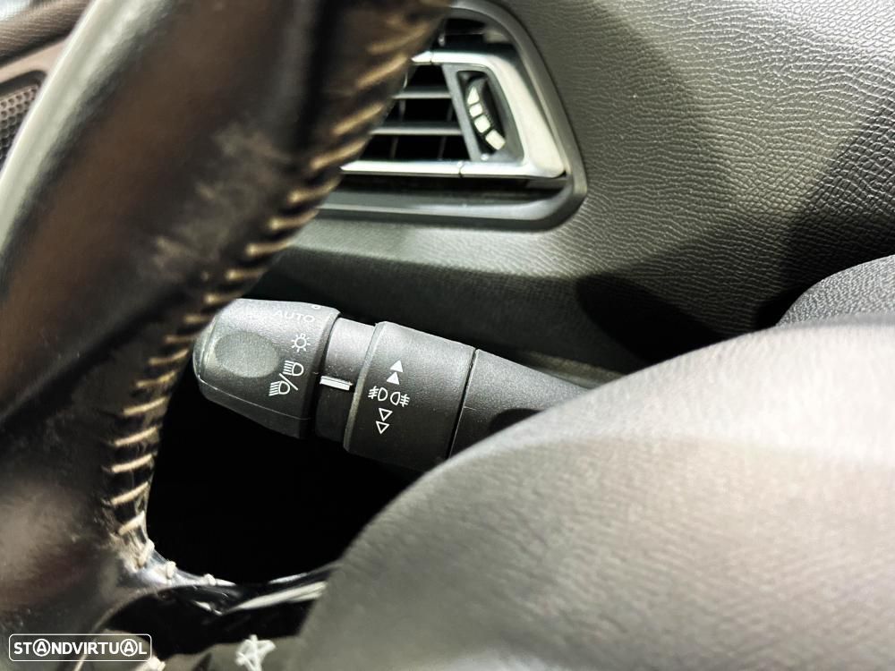 Peugeot 308 1.6 BlueHDi Allure - 39