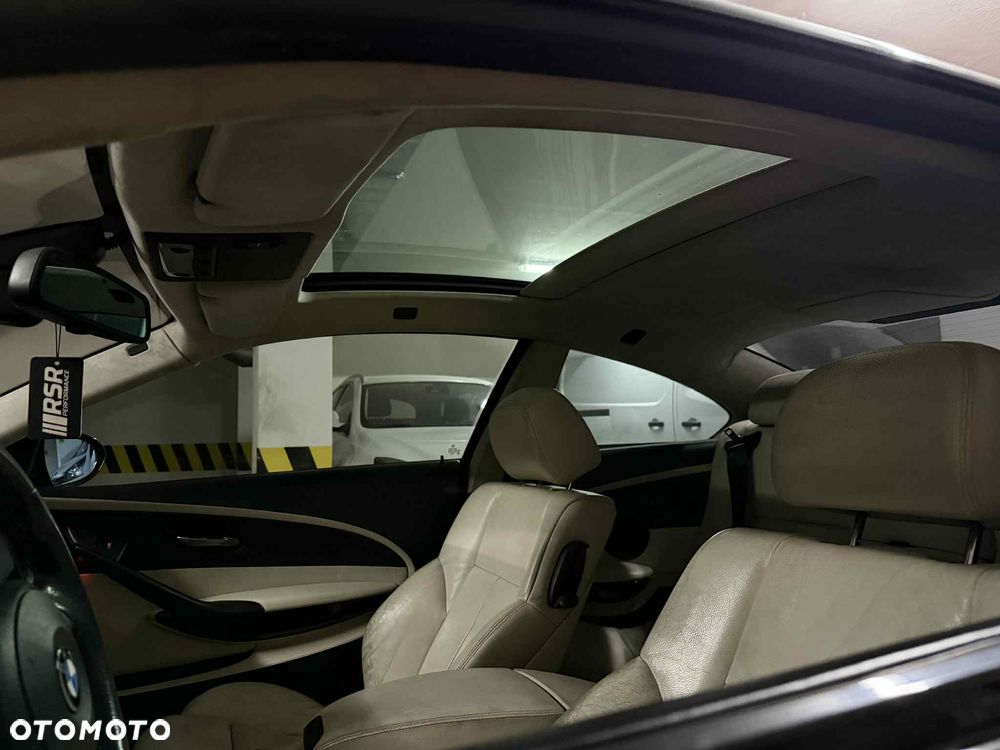 BMW Seria 6 650 i - 7