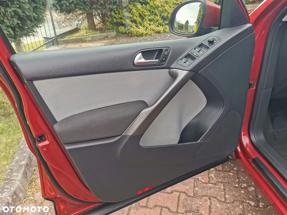 Volkswagen Tiguan 2.0 TDI DPF Trend & Fun - 14