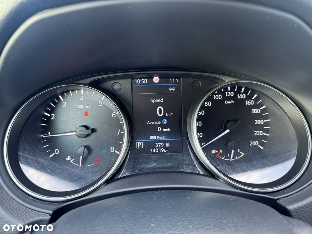 Nissan Qashqai - 16
