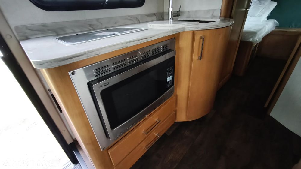 Mercedes-Benz sprinter - 8