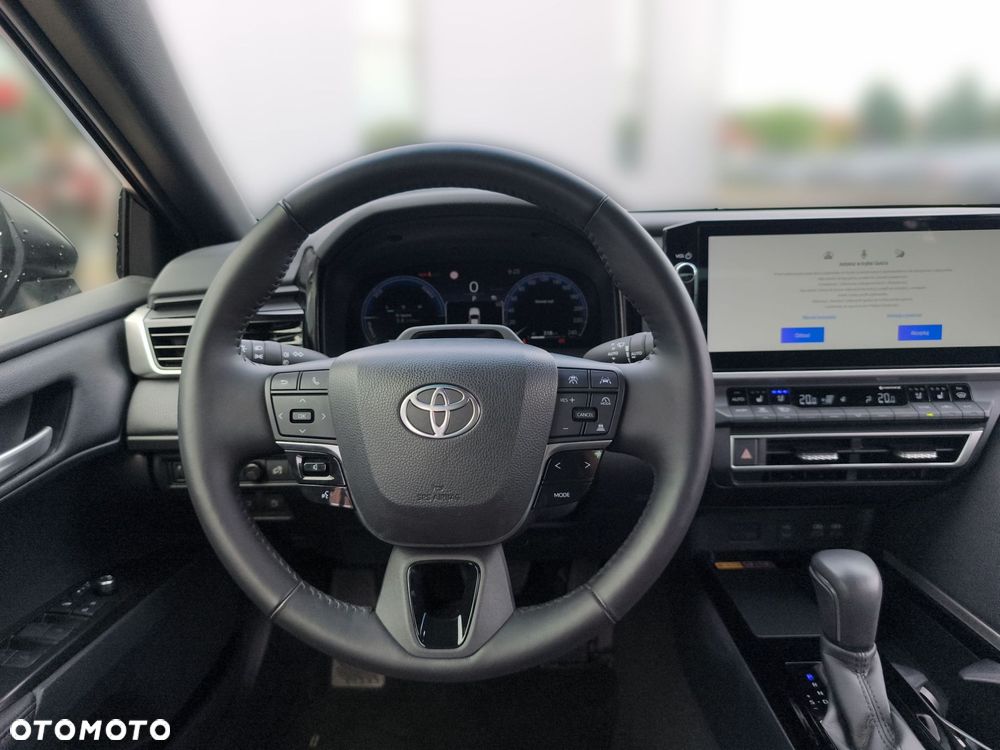 Toyota Camry - 15