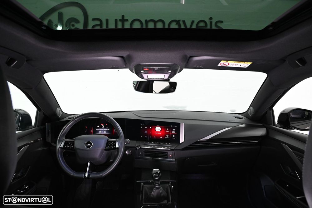 Opel Astra Sports Tourer 1.2 T GS Line - 4