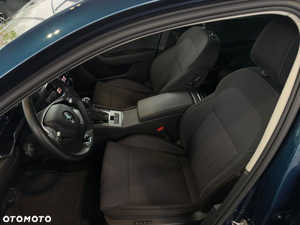 Skoda Superb 2.0 TDI SCR Style DSG - 11