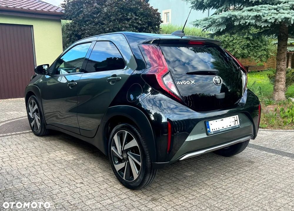 Toyota Aygo X 1.0 VVT-i Executive CVT - 11