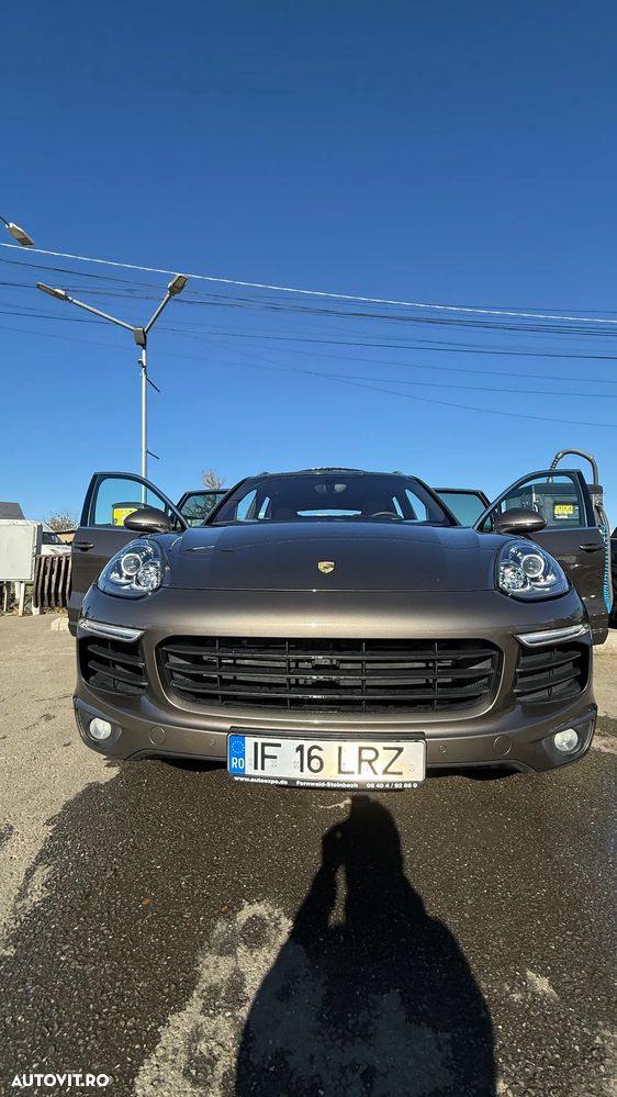 Porsche Cayenne - 20