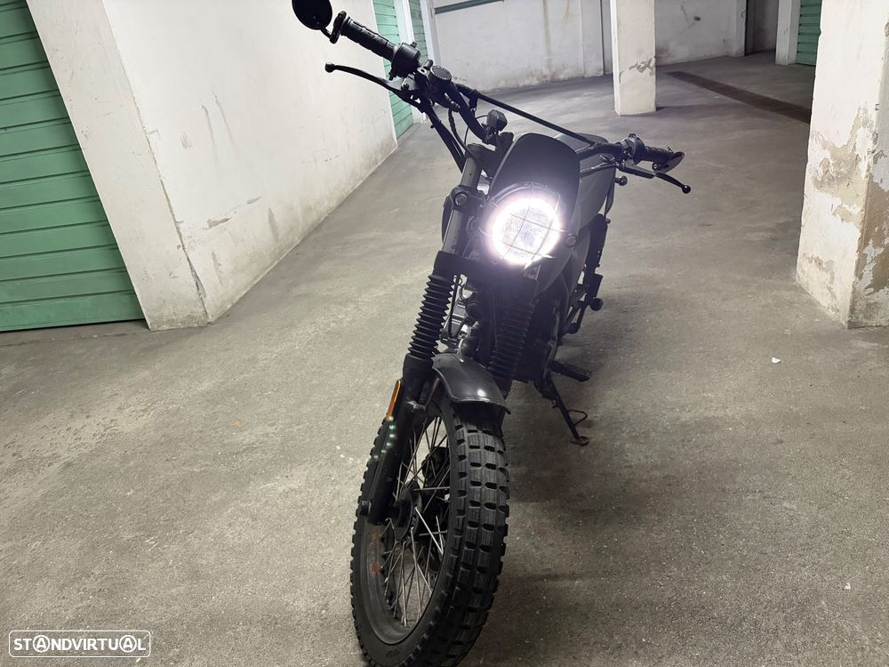 Brixton BX 125 X Scrambler - 3