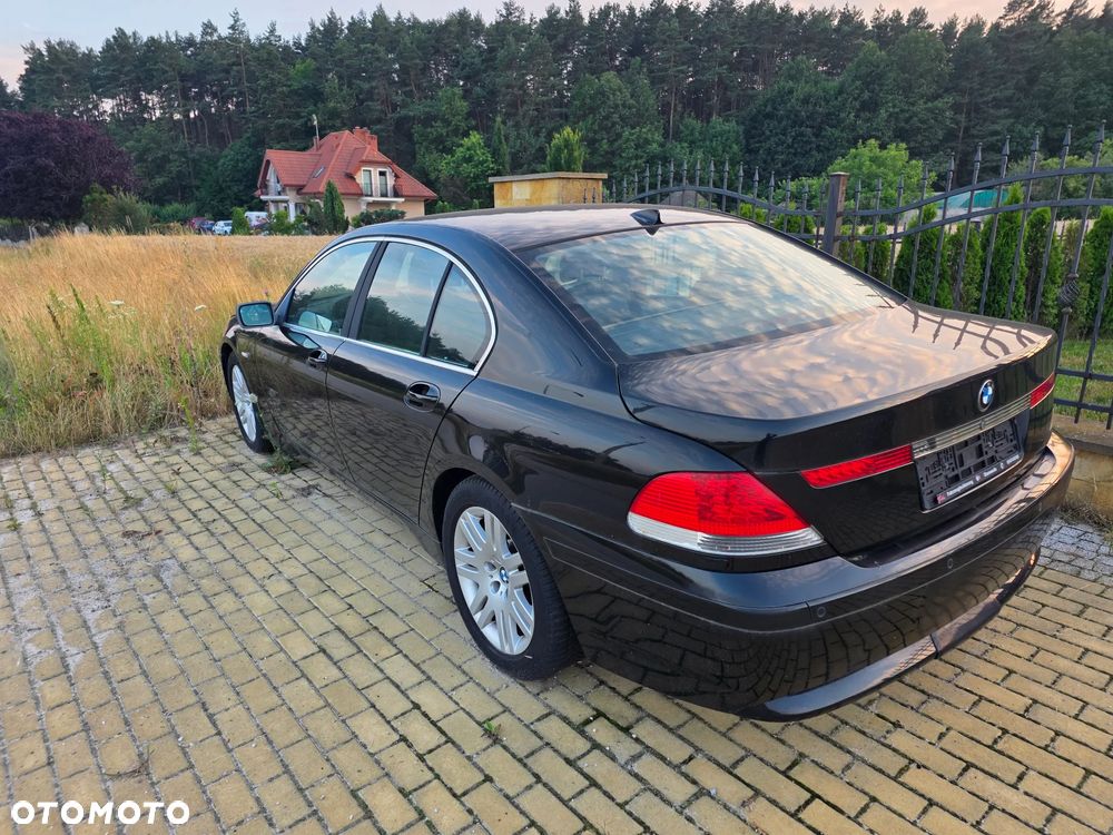 BMW Seria 7 735Li - 2